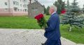Алексей Журавлев: Вместе с главой администрации города Нефтекамск Эльдаром Валидовым возложили цветы к Вечному огню, где вскоре будет открыт памятник Героям СВО