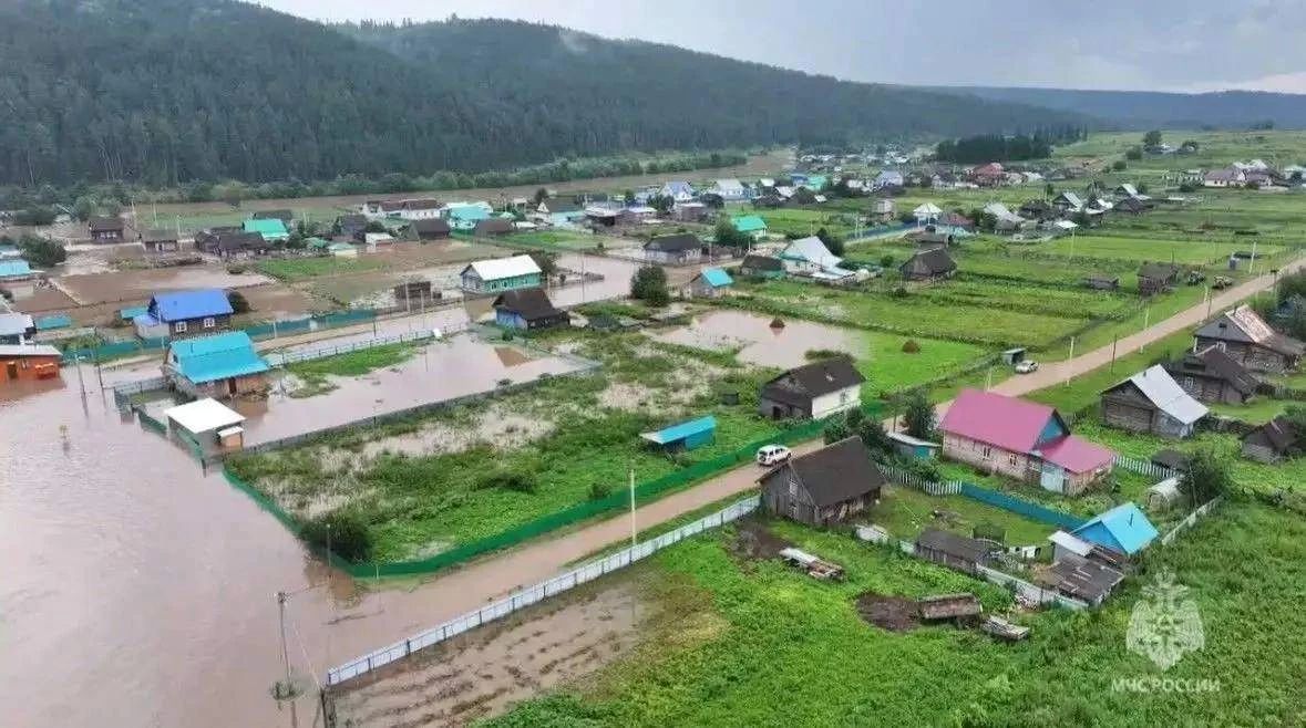 102 дома подтопило в Аскинском районе из-за размыва дамбы в Пермском крае