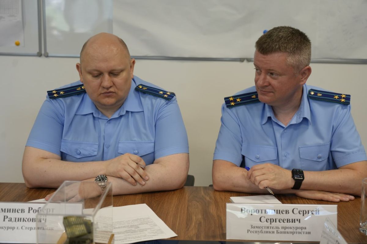 Прокурор республики Иван Грибов провел прием граждан в Стерлитамаке Прокурор республики Иван Грибов провел прием граждан в Стерлитамаке