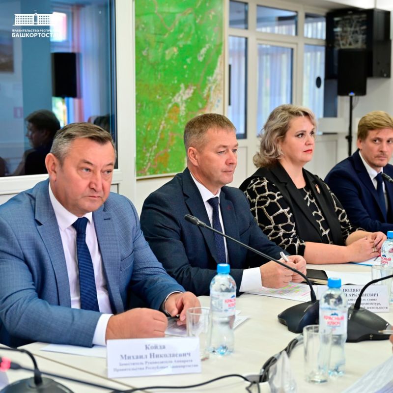 Андрей Назаров провел совещание по подготовке к осенне-зимнему периоду в Белорецке Андрей Назаров провел совещание по подготовке к осенне-зимнему периоду в Белорецке