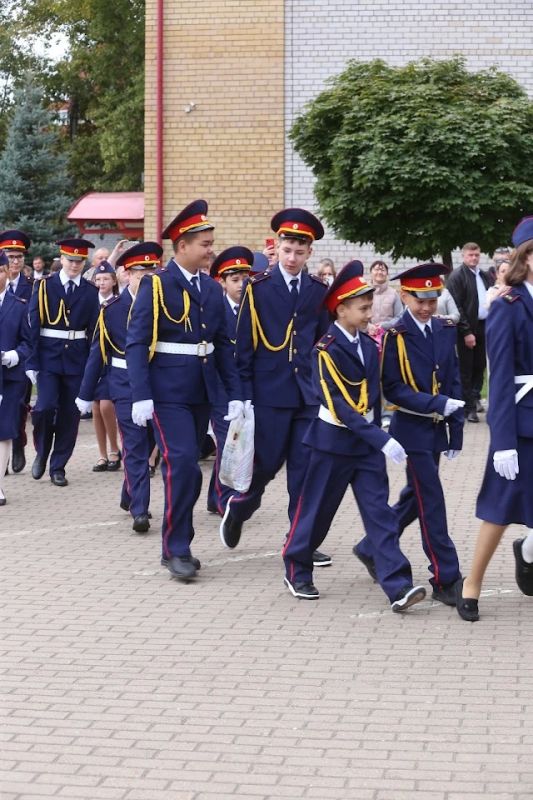 В Башкортостане состоялось торжественное открытие 10 профильных кадетских классов СК России В Башкортостане состоялось торжественное открытие 10 профильных кадетских классов СК России