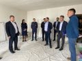 Глава Ленинского района Уфы Олег Котов проинспектировал ход ремонтно-восстановительных работ в жилом доме, пострадавшем от атаки БПЛА