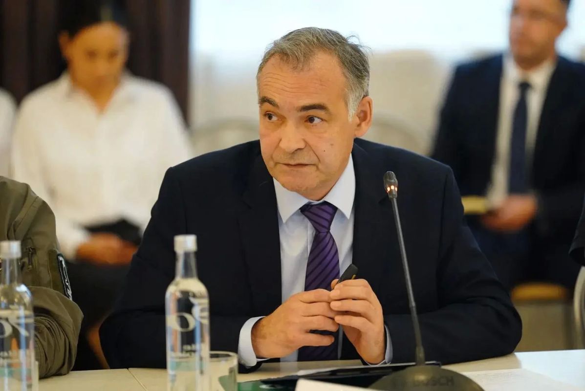 Радий Хабиров: Популяция зубров в Башкортостане насчитывает уже 33 особи Радий Хабиров: Популяция зубров в Башкортостане насчитывает уже 33 особи