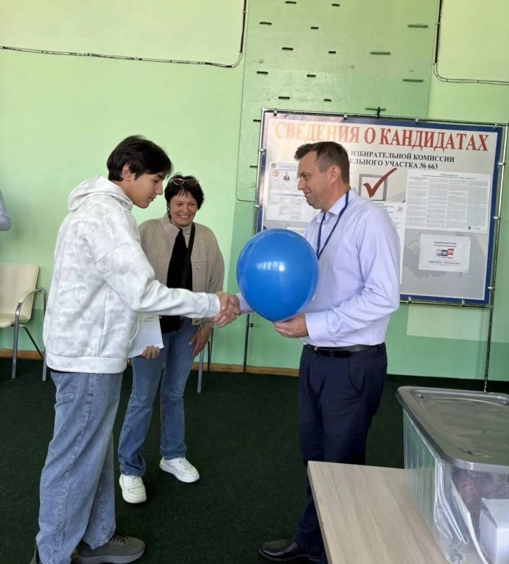 Голосующим в первый раз – памятный подарок Голосующим в первый раз – памятный подарок