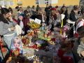 Около некоторых избирательных участков в городе работают интересные площадки