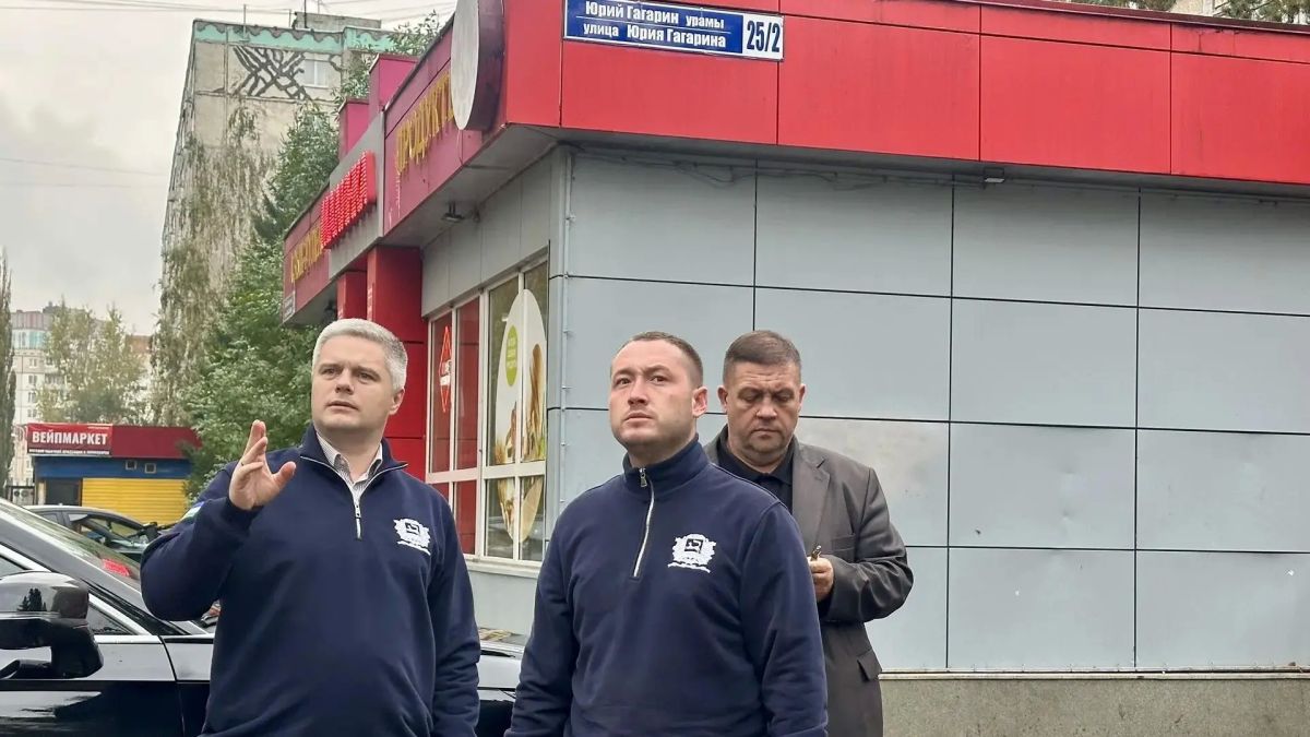 Продолжается активное благоустройство нового сквера по улице Юрия Гагарина Продолжается активное благоустройство нового сквера по улице Юрия Гагарина
