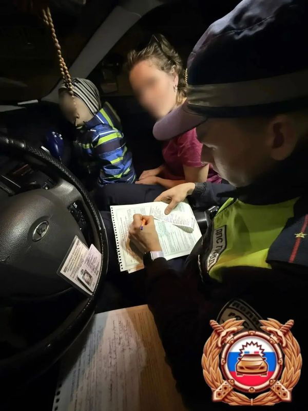 В Белебее сотрудники Госавтоинспекции остановили автомобиль с нетрезвой нарушительницей ПДД и с 4-летним пассажиром в салоне В Белебее сотрудники Госавтоинспекции остановили автомобиль с нетрезвой нарушительницей ПДД и с 4-летним пассажиром в салоне
