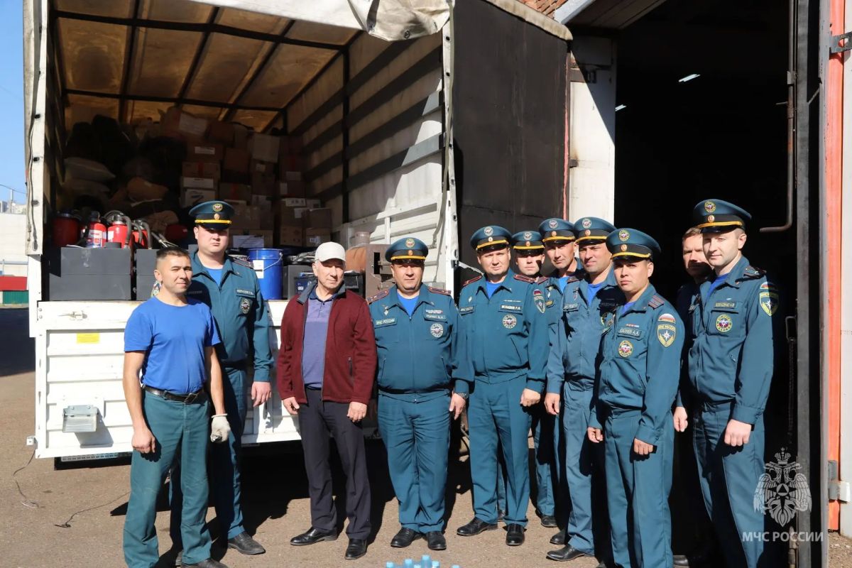 Башкирские спасатели направили новую партию адресной гуманитарной помощи в зону СВО Башкирские спасатели направили новую партию адресной гуманитарной помощи в зону СВО