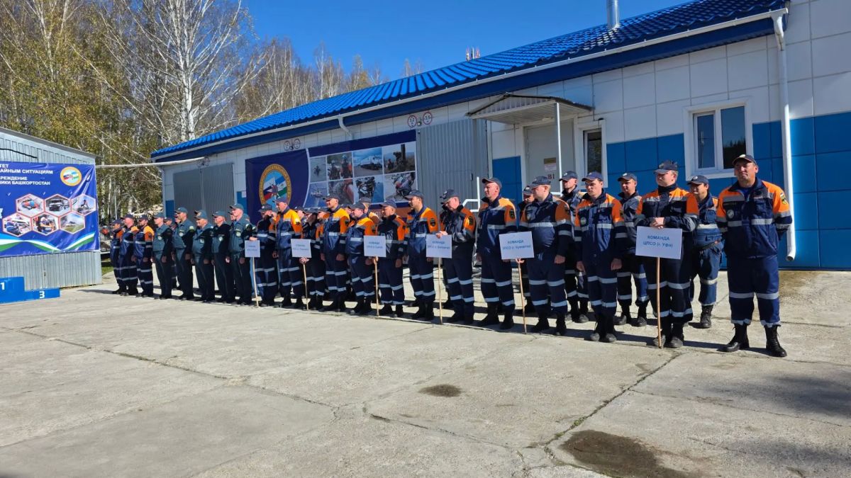 На Павловском водохранилище завершились четырехдневные соревнования среди команд водолазов Аварийно-спасательной службы Госкомитета РБ по ЧС, которые собрались со всей республики На Павловском водохранилище завершились четырехдневные соревнования среди команд водолазов Аварийно-спасательной службы Госкомитета РБ по ЧС, которые собрались со всей республики