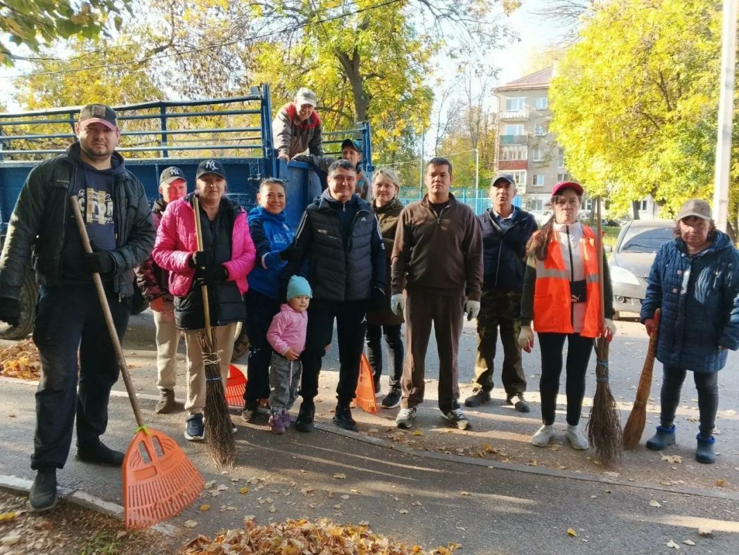 Порядка 44 тысяч человек вышли на субботник в Уфе