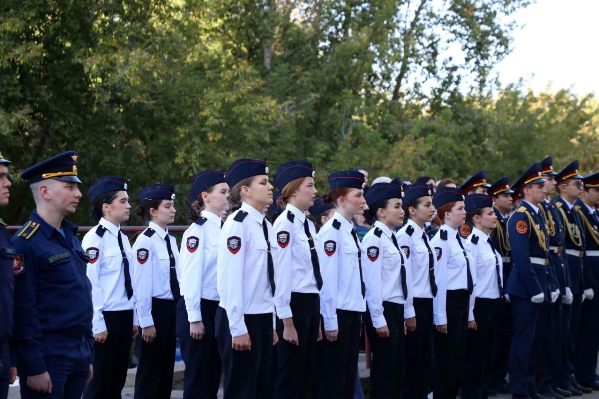 В Уфе прошел парад в честь 101летия ветерана Родиона Лобанова В Уфе прошел парад в честь 101летия ветерана Родиона Лобанова