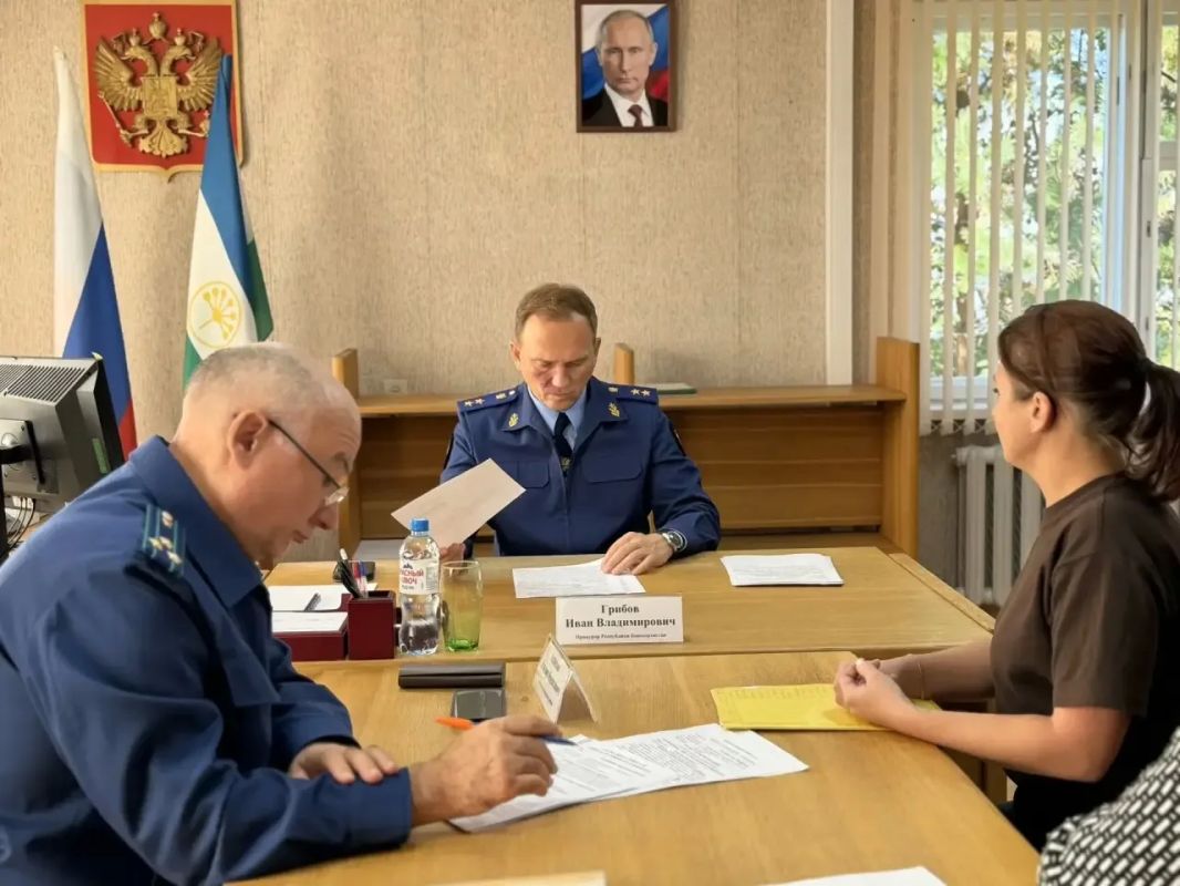 Прокурор Республики Башкортостан Иван Грибов провел прием граждан Прокурор Республики Башкортостан Иван Грибов провел прием граждан