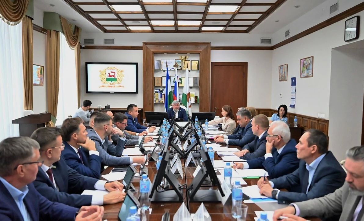 Уфимские депутаты готовятся к заседанию Горсовета
