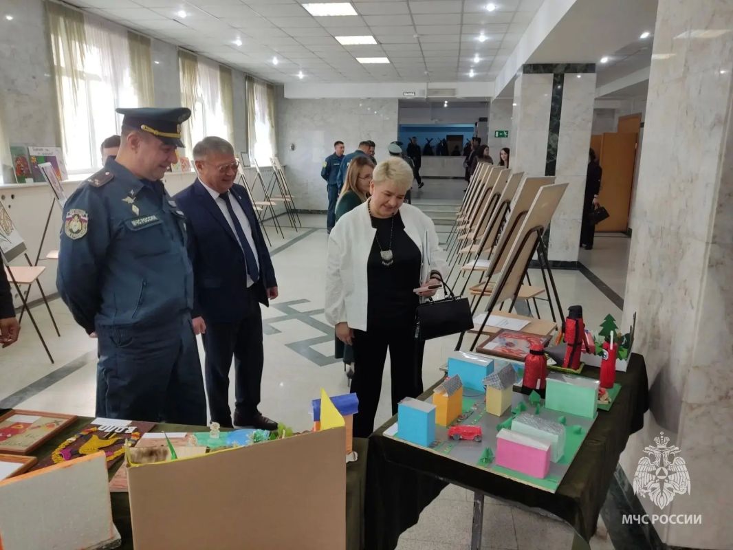 Заместитель начальника управления надзорной деятельности и профилактической работы Главного управления Рустем Файзуллин рассказал, как предупредить пожары и избежать гибели и травмирования детей Заместитель начальника управления надзорной деятельности и профилактической работы Главного управления Рустем Файзуллин рассказал, как предупредить пожары и избежать гибели и травмирования детей