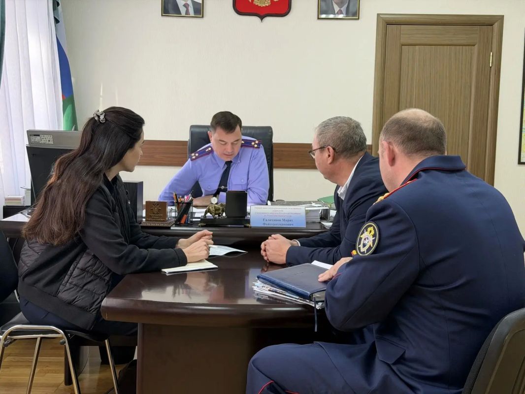 Первый заместитель руководителя следственного управления республики провел личный прием граждан и рабочую встречу по вопросам защиты жилищных прав граждан Первый заместитель руководителя следственного управления республики провел личный прием граждан и рабочую встречу по вопросам защиты жилищных прав граждан