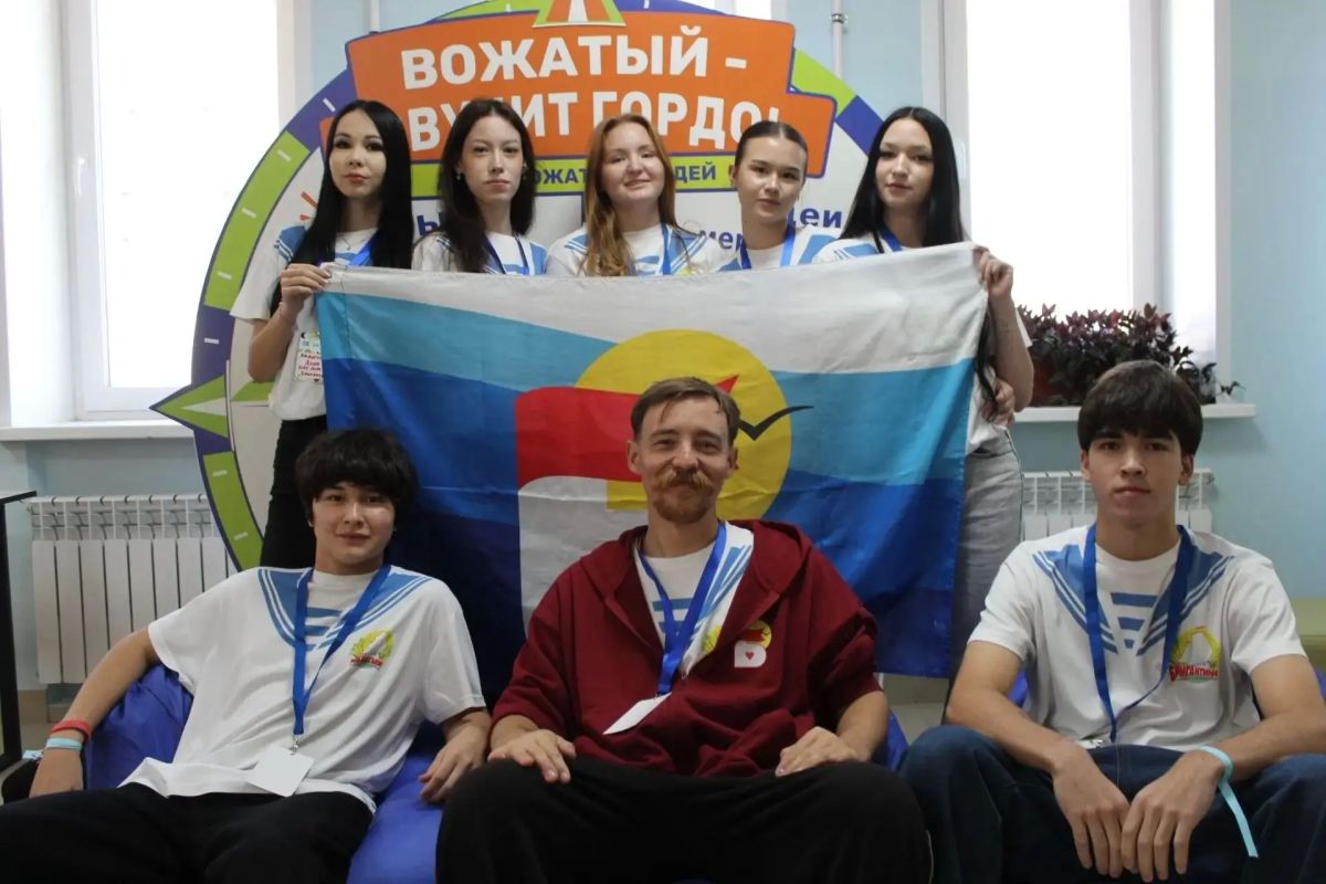 180+ вожатых, один дом и очень много энергии! 180+ вожатых, один дом и очень много энергии!