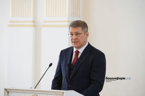 Радий Хабиров: В ближайшие несколько дней полностью завершим уборку всех культур на полях республики