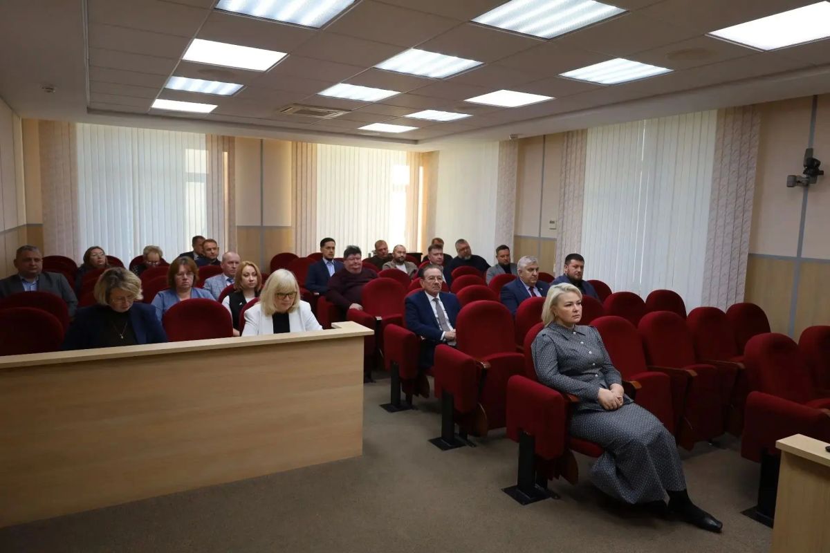 Сегодня состоялось 24-е заседание Совета городского округа город Стерлитамак Сегодня состоялось 24-е заседание Совета городского округа город Стерлитамак