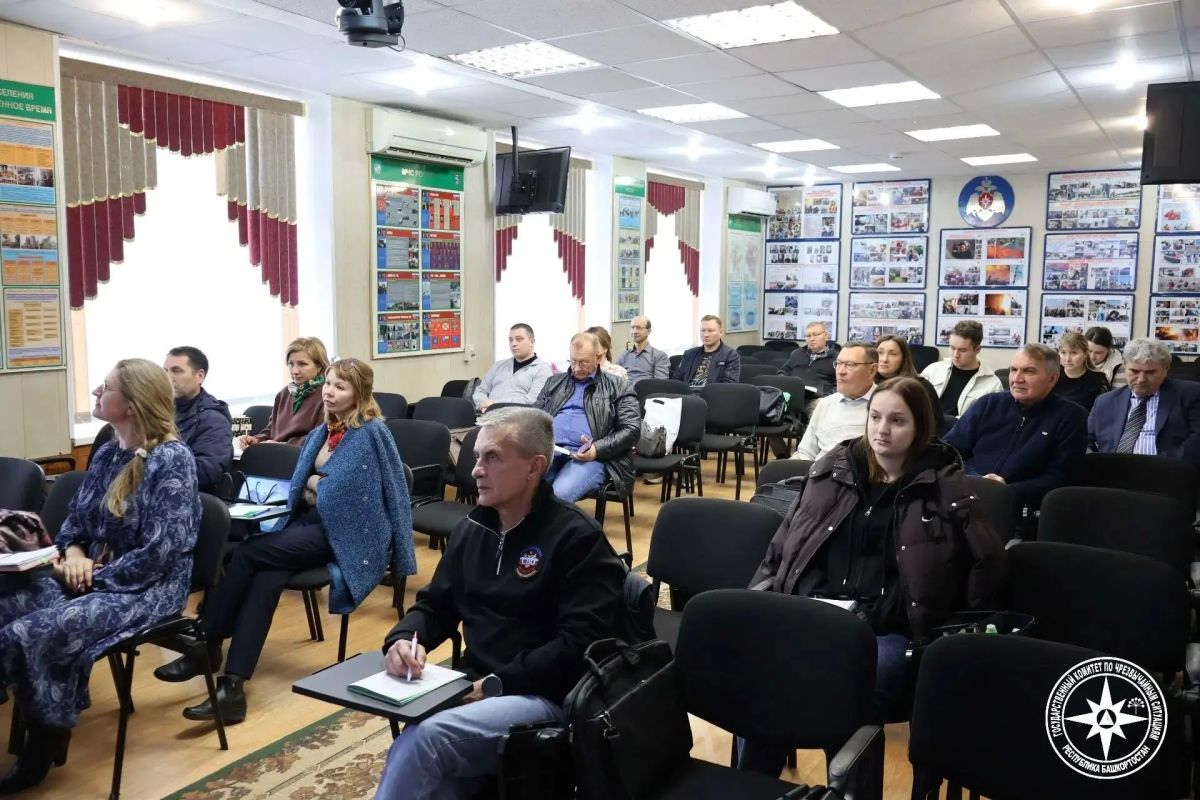 С 19 по 30 октября 2026 года в Учебно-методическом центре Госкомитета РБ по ЧС с применением дистанционных технологий прошли очно-заочное обучение преподаватели-организаторы «Основ безопасности и защиты Родины» со всей... С 19 по 30 октября 2026 года в Учебно-методическом центре Госкомитета РБ по ЧС с применением дистанционных технологий прошли очно-заочное обучение преподаватели-организаторы «Основ безопасности и защиты Родины» со всей...