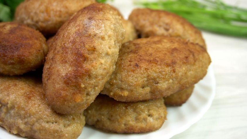 Мясные зразы с оригинальной начинкой: вкусный рецепт для всей семьи