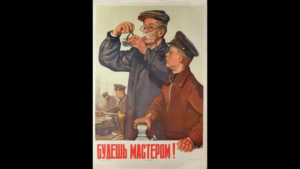 Почему мы до сих пор вспоминаем советскую технику и мебель?