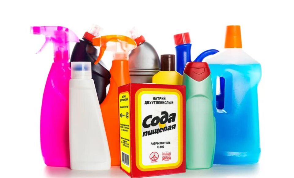 Сода против дорогих средств: простота, которая очищает лучше