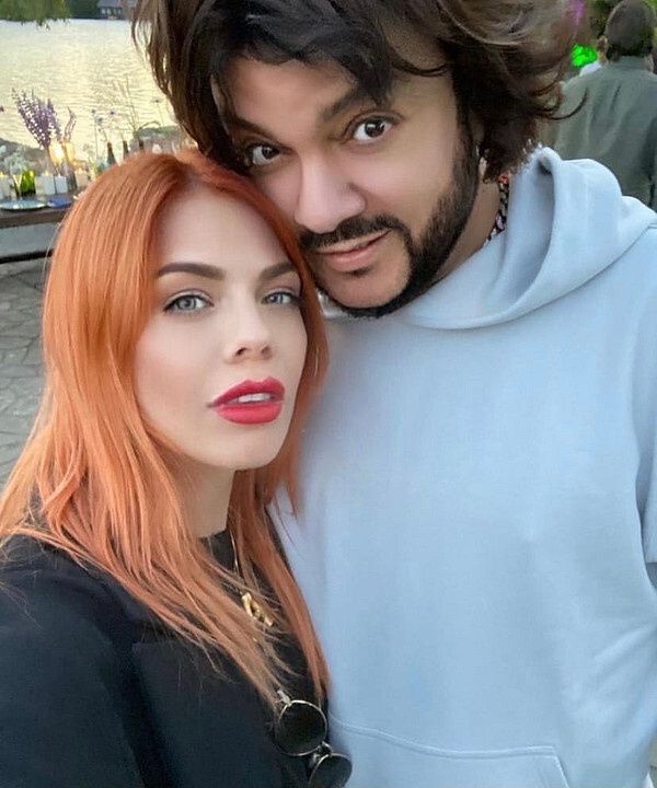 Секреты семьи Стоцкой: Сплетни о родстве с Киркоровым продолжают кружить вокруг