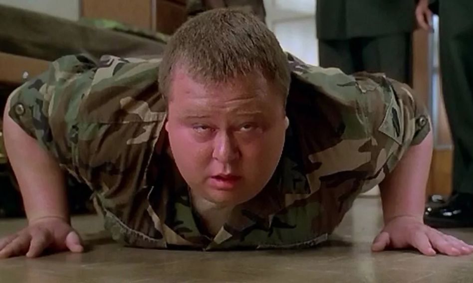 Лишний вес и служба: Как весовая категория влияет на призыв в армию в 2025 году