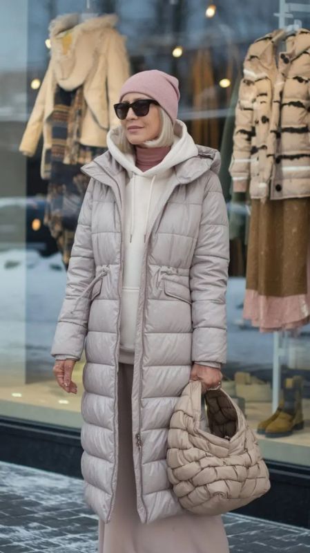 Зимний стиль для модниц 50+: Как выглядеть стильно и комфортно в 2025 году