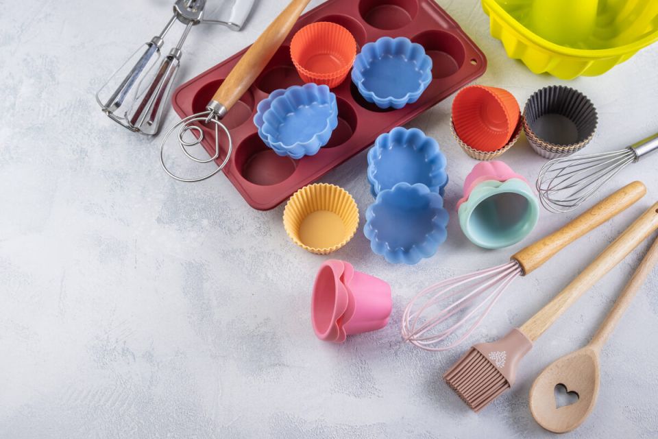 Эффективные методы очистки силиконовых форм для выпечки от загрязнений