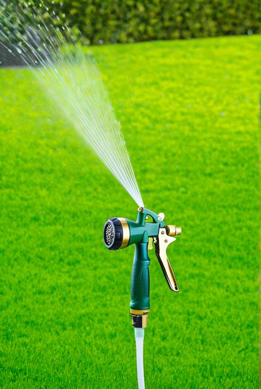 Как выбрать идеальную насадку на поливочный шланг для вашего сада