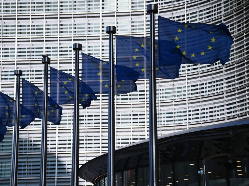 Еврокомиссия вводит новые меры против банков России