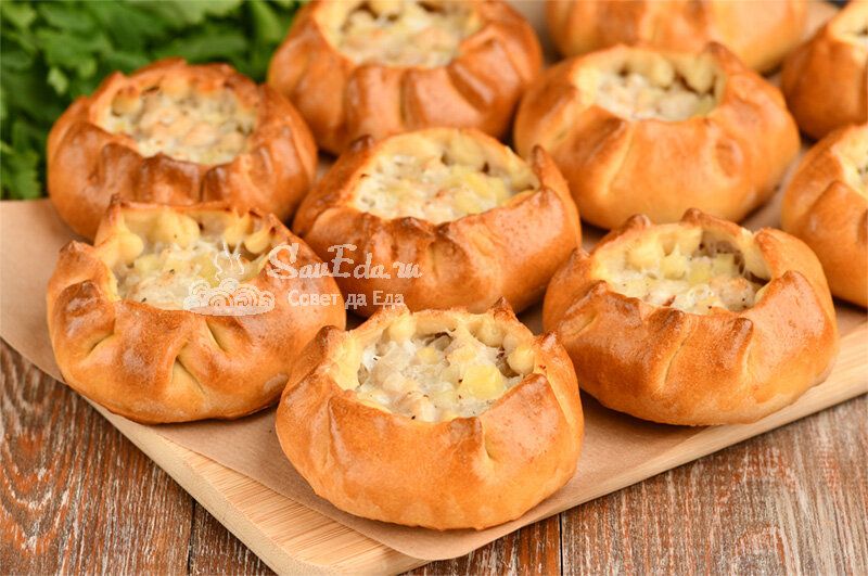 Невероятно вкусные пирожки с курицей и картофелем